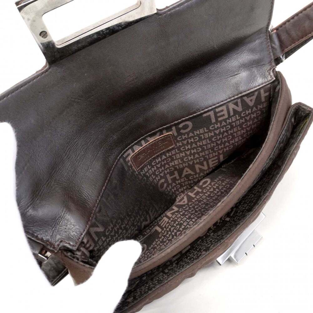 CHANEL Brown Shoulder Bag - Picture 4 of 12